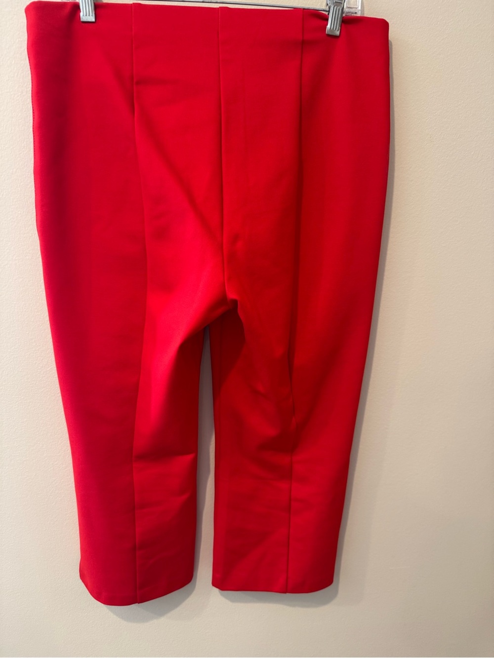 Banana Republic Red Cropped Ponte Pants - Picture 2 of 4